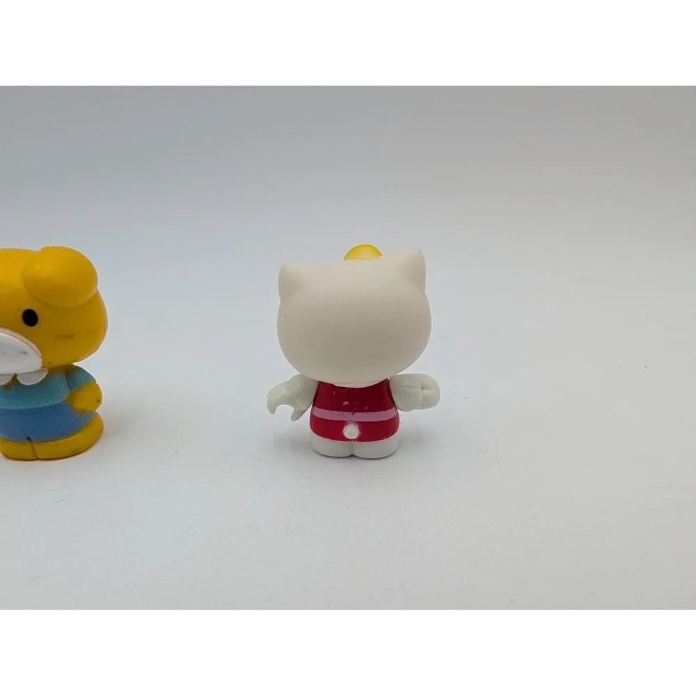 Sanrio Hello Kitty Block‎ Dear Daniel Grandma Figure Lot of 4
